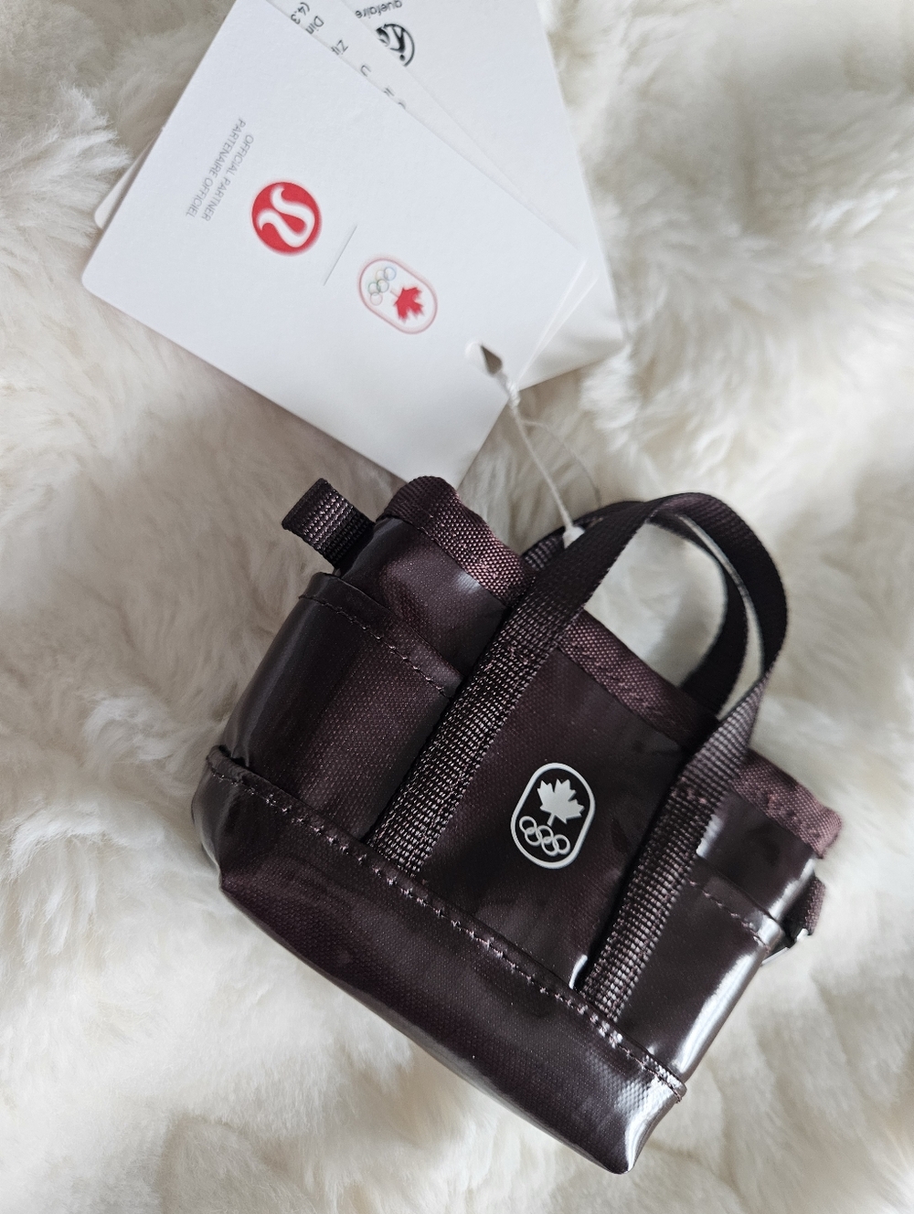 NWT LULULEMON Team Canada Daily Multi-Pocket Ripstop Nano Tote Bag COC Logo